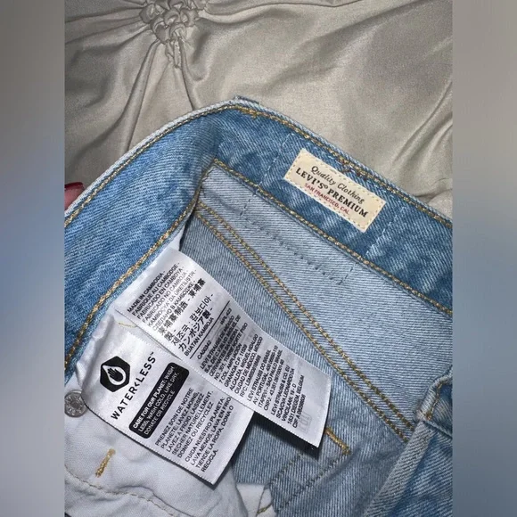 Levi’s 501 straight-leg jeans - Picture 4 of 5